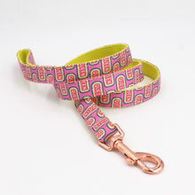 Load image into Gallery viewer, Personalized Queen Collar, Leash and Bow Tie Set