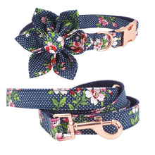 Load image into Gallery viewer, Flower Dog Collar and Leash Set with Removable Flower
