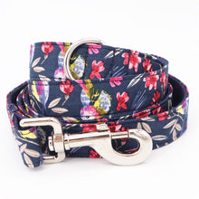 Load image into Gallery viewer, Flower Dog Collar and Leash with Removable Flower Set