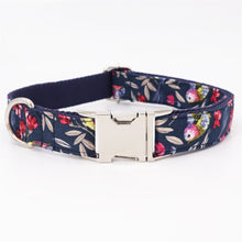 Load image into Gallery viewer, Flower Dog Collar and Leash with Removable Flower Set
